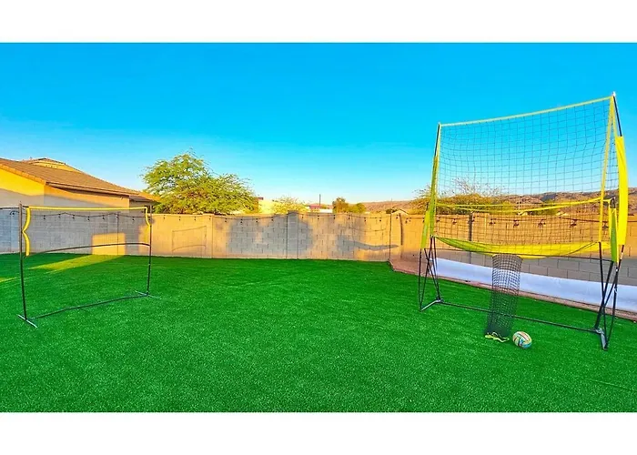 Holiday home Luxe Desert Oasis, Pool, Hidden Speakeasy Room! Phoenix